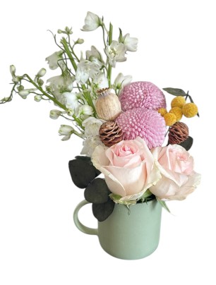 Creathings Porselen Kupada Çiçekler