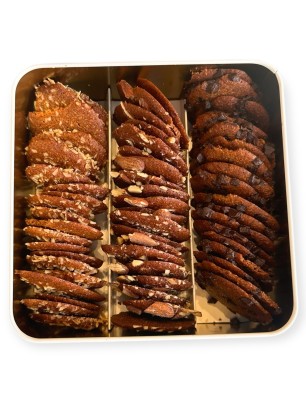 Çiçekli Stanley Termos Bardak ve Tadya Şekersiz Badem Kurabiyesi