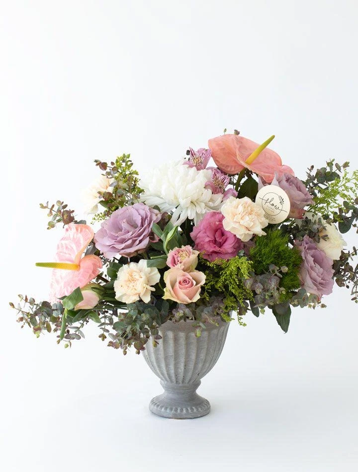 Bridgette Vazoda Pembe ve Mor Çiçek Aranjmanı