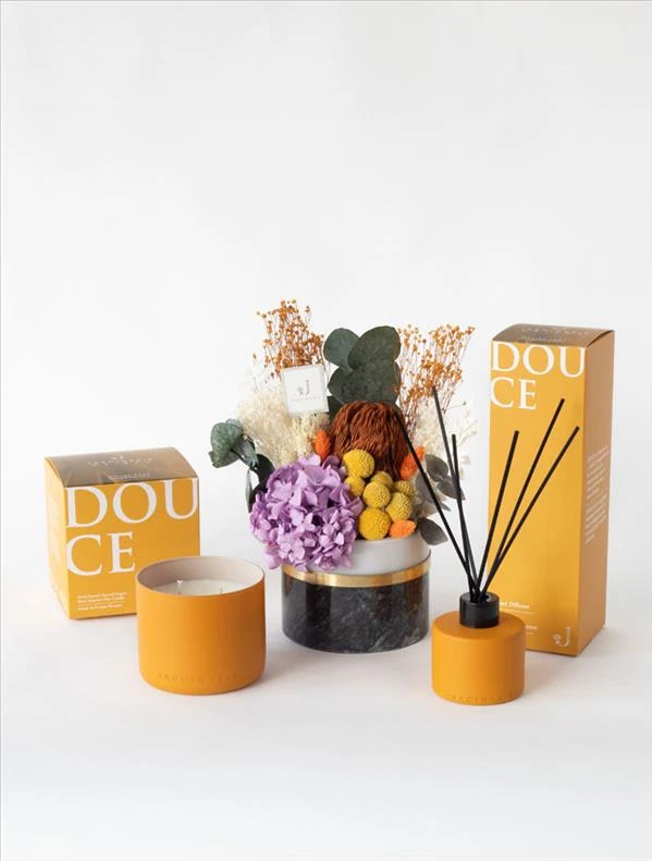 Beaute ve Douce Candle ve Reed Diffuser ( Portakal Çiçeği Kokulu) Hediye Seti