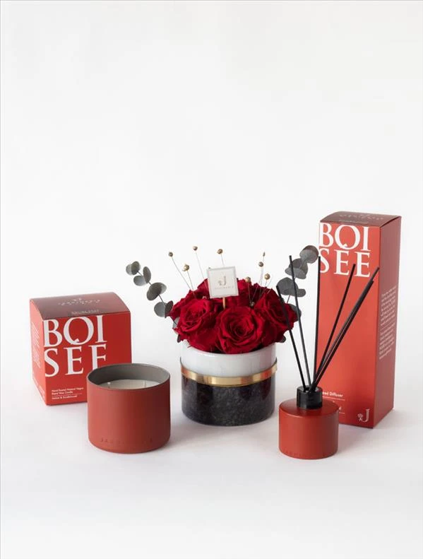 Infinity Solmayan Güller, Boisee Candle ve Reed Diffuser (Amber ve Sandal Ağacı Kokulu) Hediye Seti