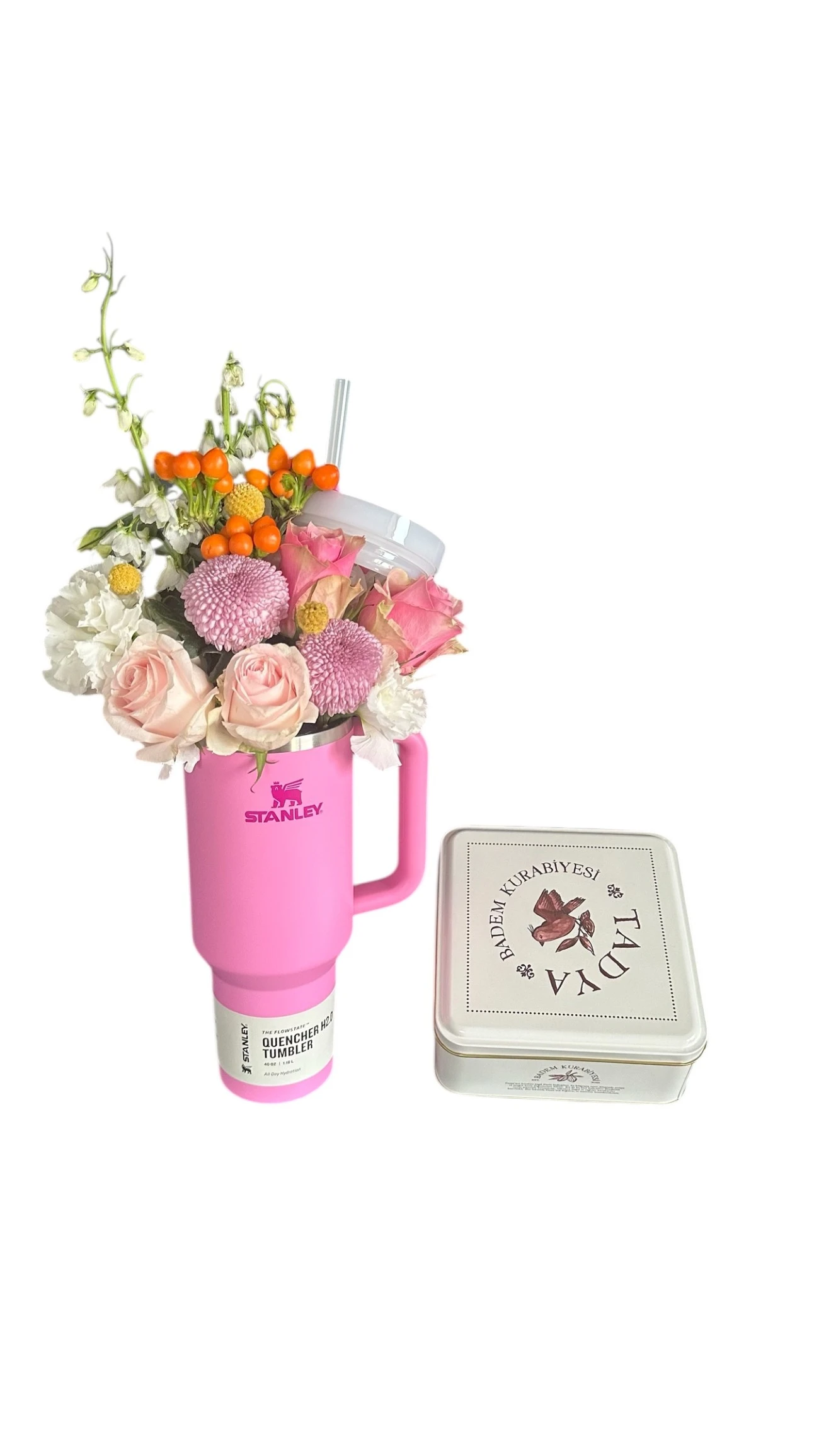 Çiçekli Stanley Termos ve Tadya Badem Kurabiyesi Hediye