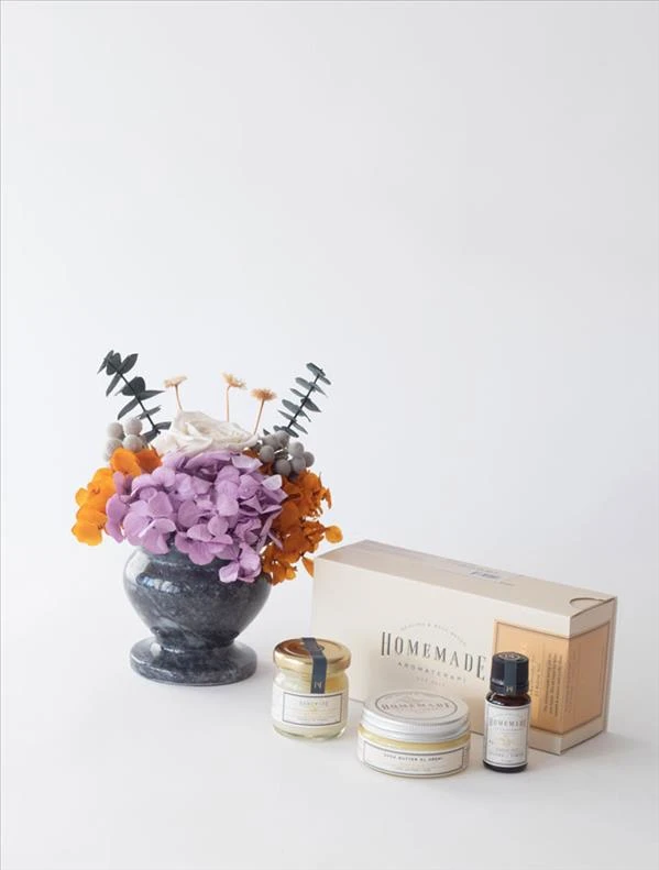 Helena ve Homemade Aromaterapi El Bakım Seti